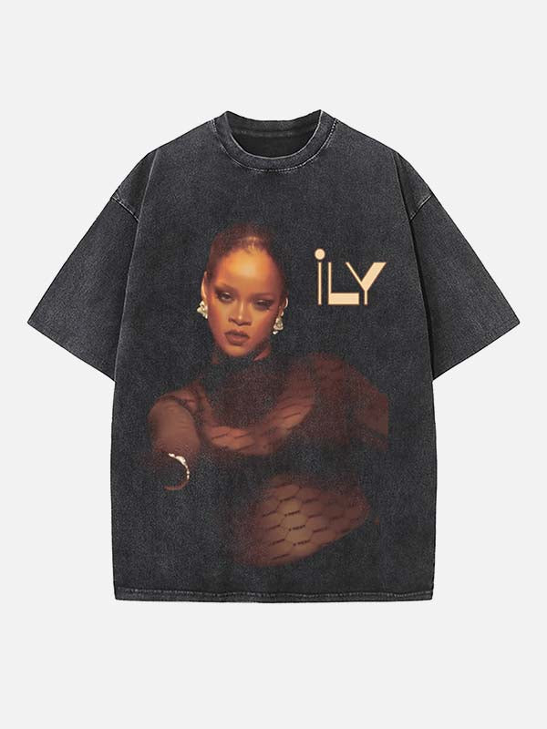 Rihanna Print Round Neck T-shirt