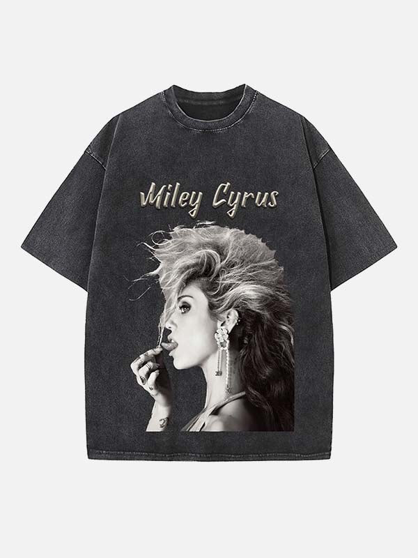 Miley Cyrus Print Round Neck T-shirt