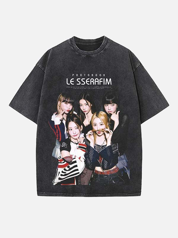 LE SSERAFIM Print Round Neck T-shirt