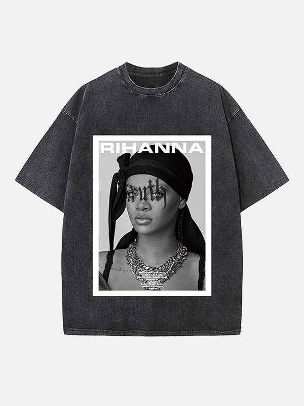 Rihanna Print Round Neck T-shirt