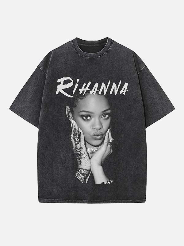 Rihanna Print Round Neck T-shirt