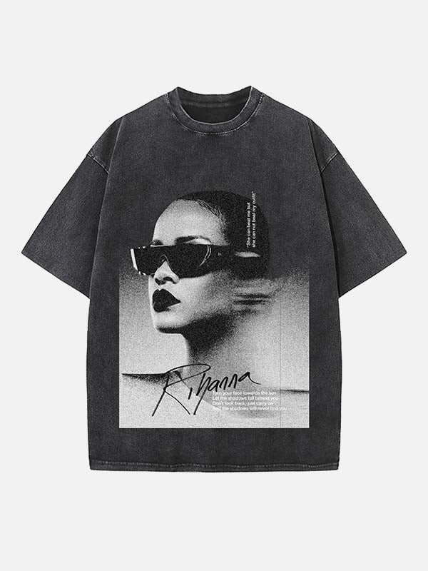 Rihanna Print Round Neck T-shirt