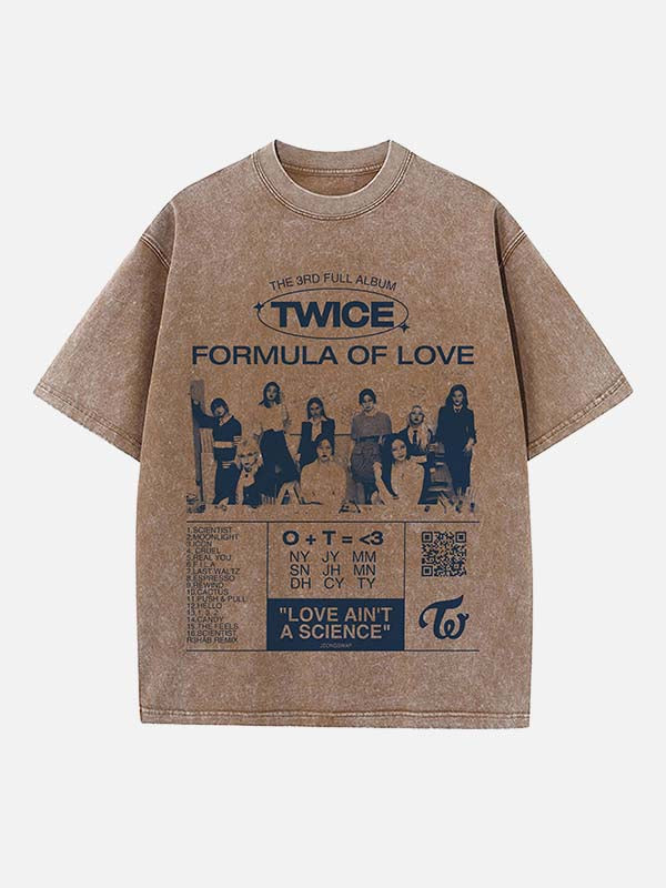 TWICE Print Round Neck T-shirt