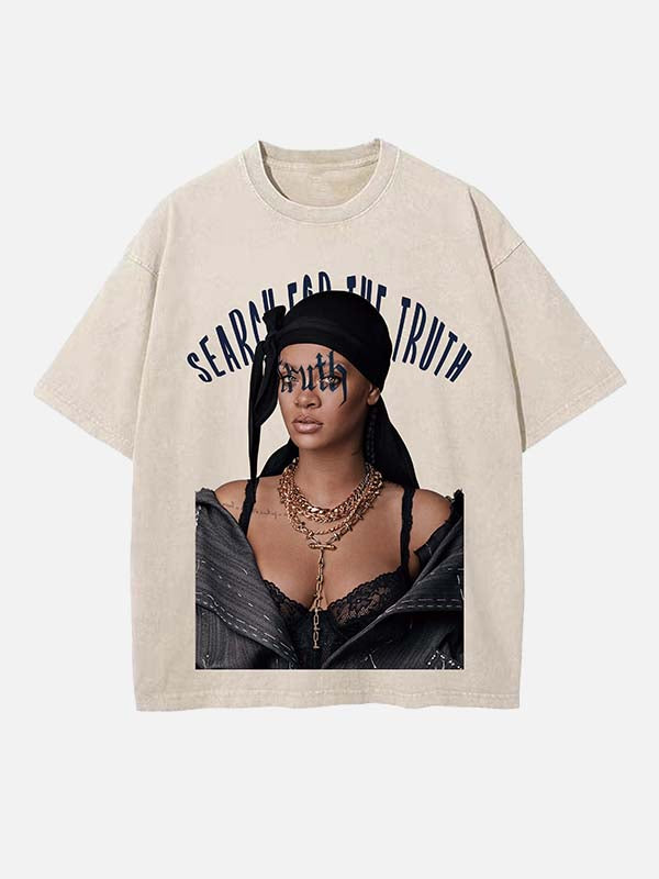 Rihanna Print Round Neck T-shirt
