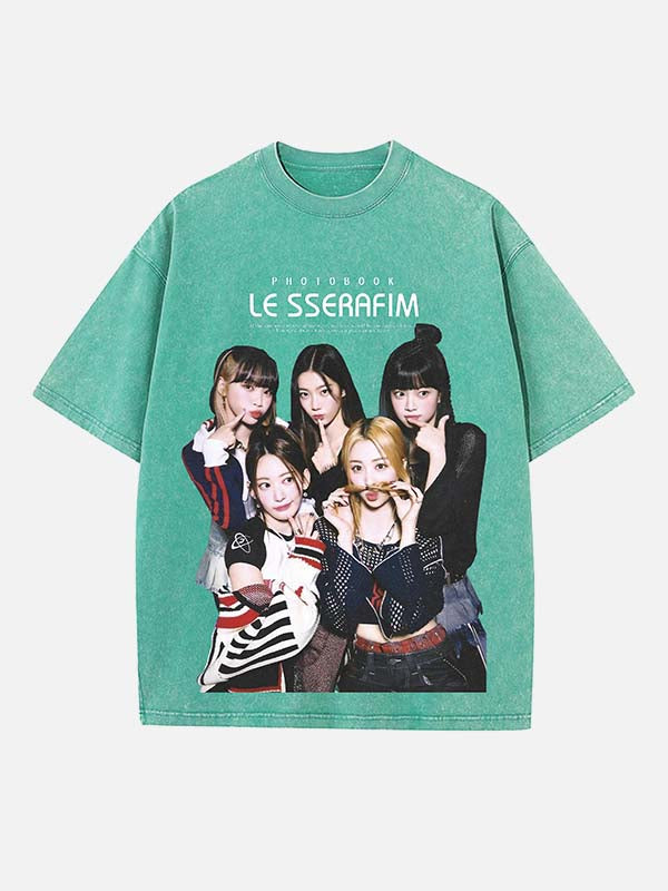 LE SSERAFIM Print Round Neck T-shirt