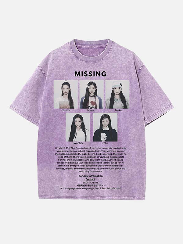 ILLIT Print Round Neck T-shirt